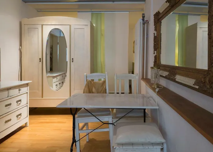 Haus Zum Einhoernle Apartament *